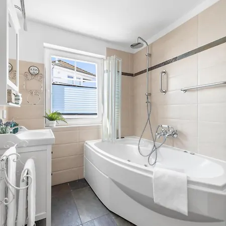 Strandhaus Libelle * أوبلينتيز